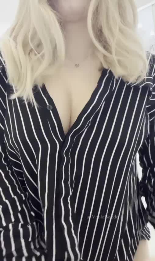 Pretty huge size, but I'm sure you'll handle it! - free porn video
