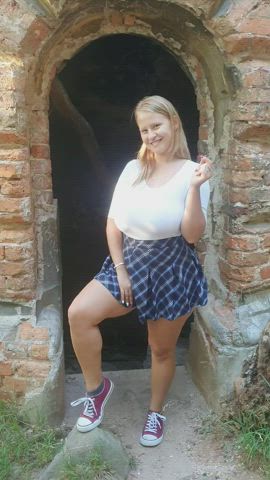 Just big and young boobs in a medieval setting. Kisses - free porn video