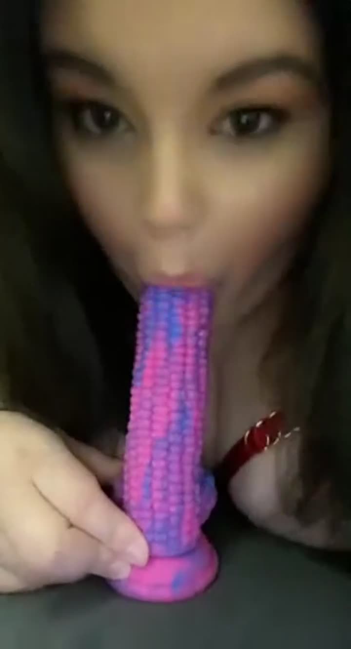 It’s Throat Thursday! 🥵🥵🥵 - free porn video