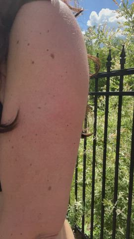 Love showing my Hot MILF boobs to the neighborhood! - free porn video