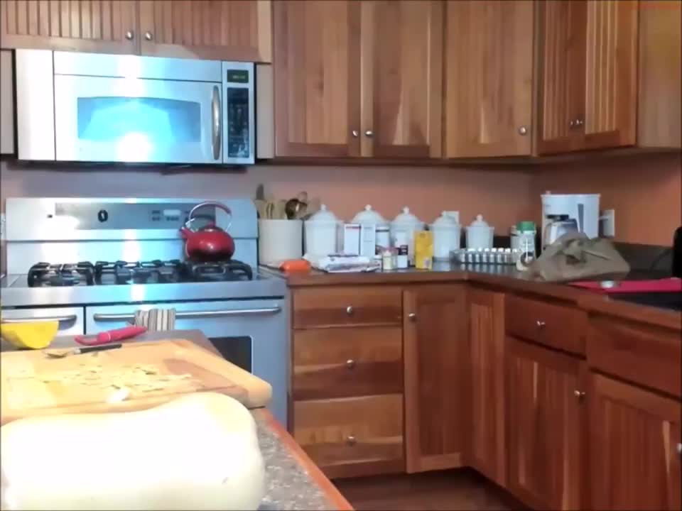 This ass made me prematurely bust 😫 - free porn video