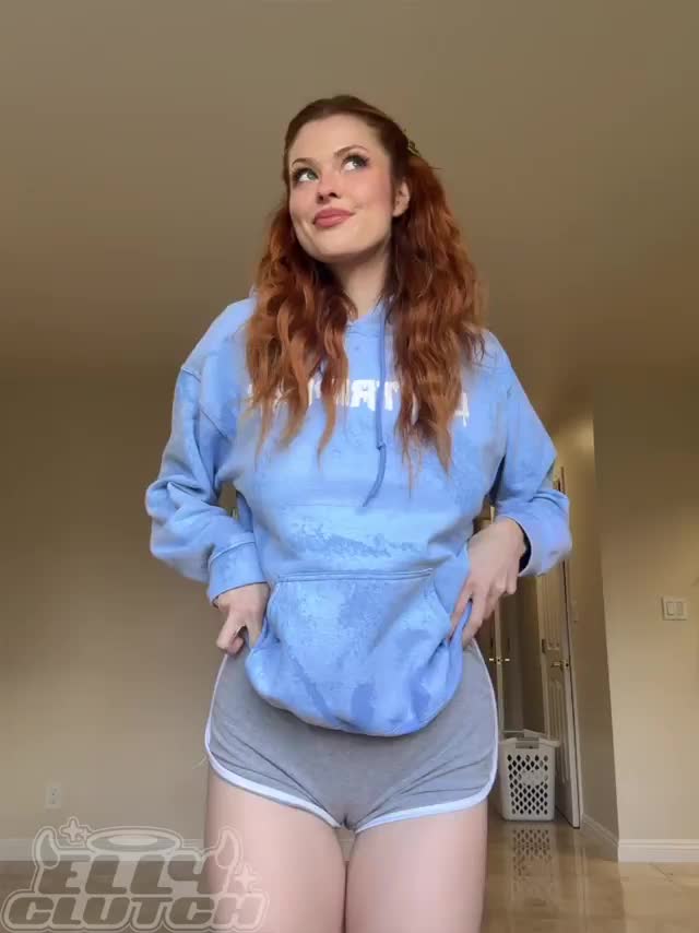 Showing off what’s under my hoodie! - free porn video