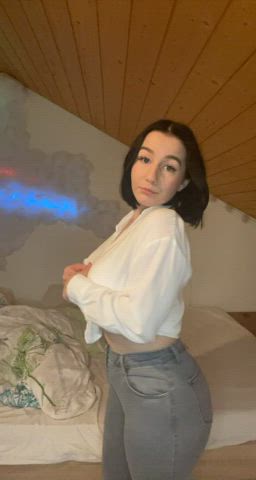 Very insecure about my chubby body… Am I still fuckable? - free porn video
