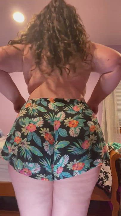 my red booty after I was asked to spank it 😜 - free porn video