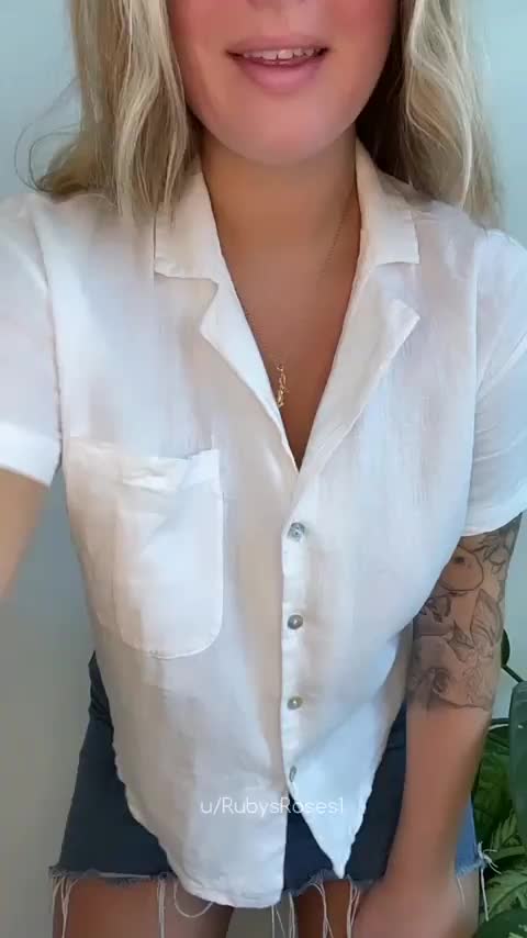 Can I feed you? - free porn video