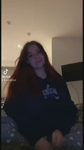 I wonder what would happen if I clicked my fingers again... (20, OC) - free porn video