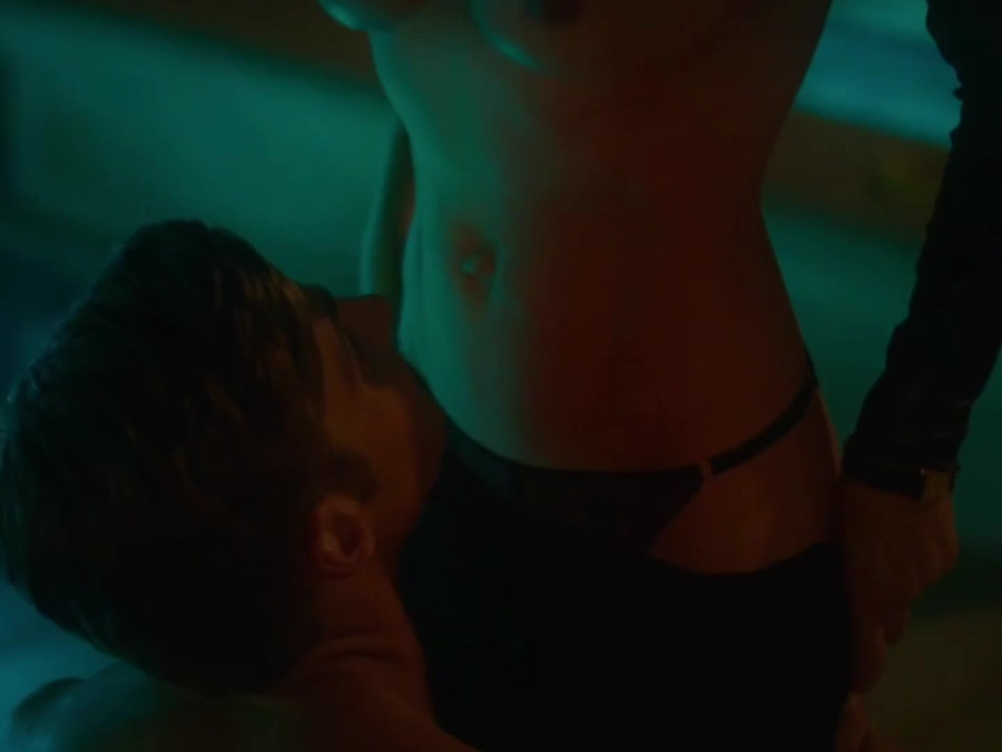 Sarah shahi -sex life - free porn video