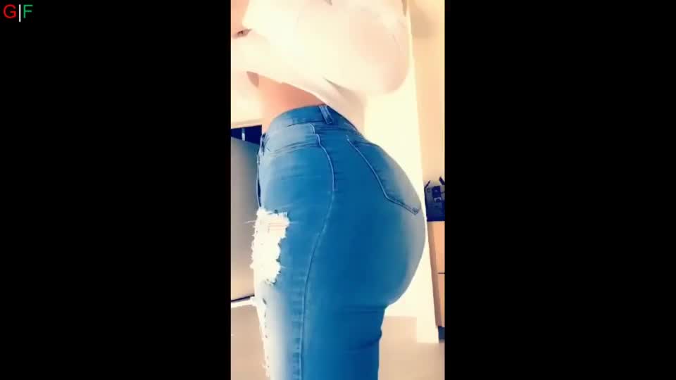 Pullem Up, Pullem Down - free porn video