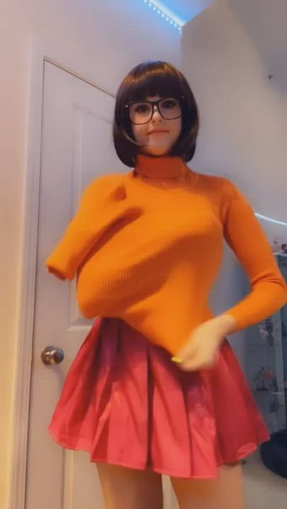 Velma Dinkley (Sarawr) [Scooby-Doo] - free porn video