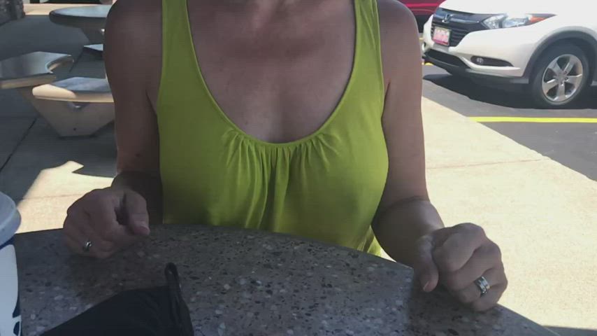 Slow motion sway in an outdoor restaurant - free porn video