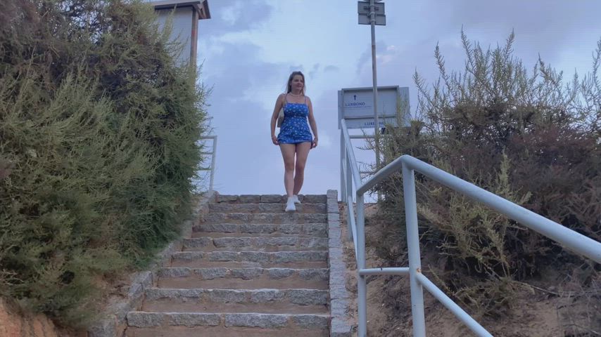 I love fucking outdoors 😈😈 - free porn video