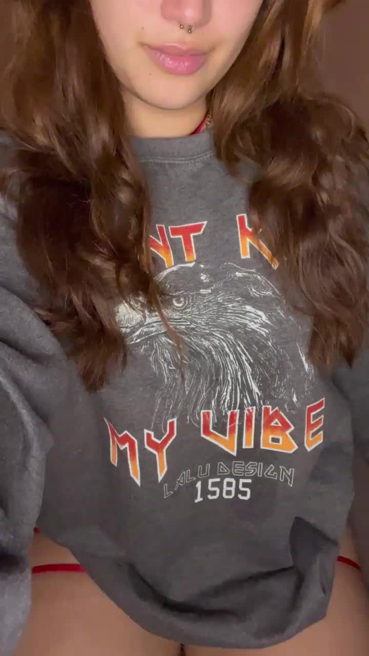 I just want to show you my favourite pullover, hope u like it - free porn video