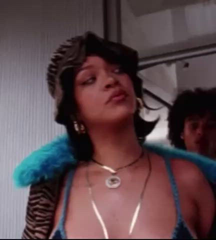 Rihanna tits are underrated - free porn video