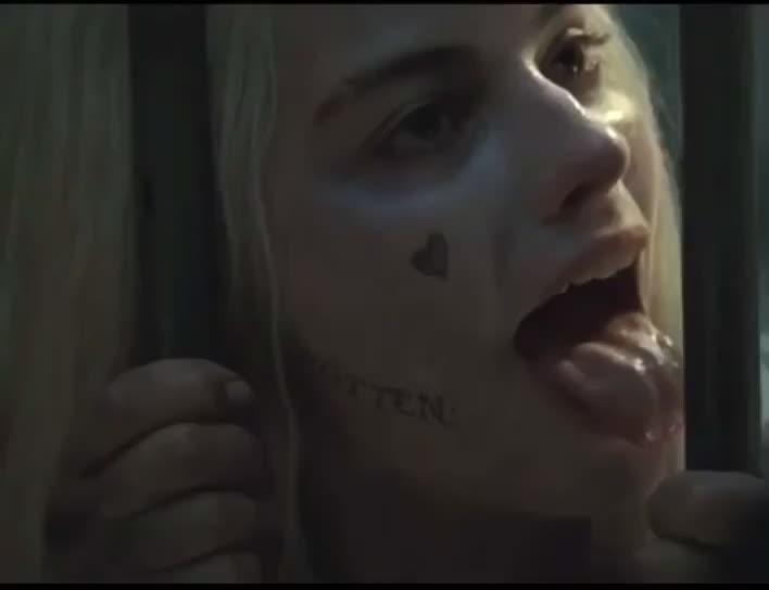 Imagine Harley Quinn (Margot Robbie) doing this to your cock - free porn video