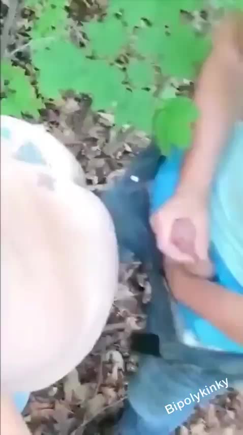 I’ll take a cumshot anywhere, anytime, including partway through our hike if you get horny! - free porn video