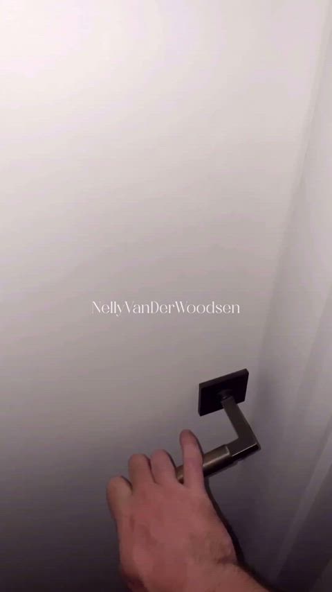 Cuckie walks in and finds me having a threesome - free porn video