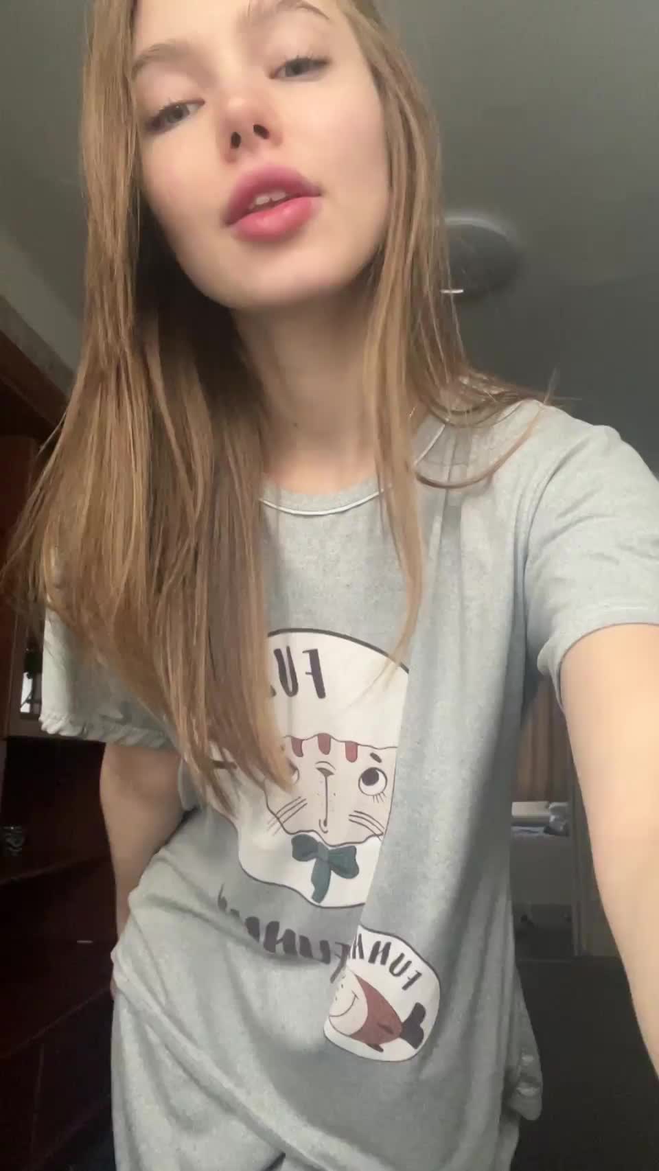 I have the best combo - slim waist and juicy boobs - free porn video