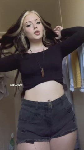 I’m so pale that I basically glow, hopefully I’m still fuckable🙈 - free porn video
