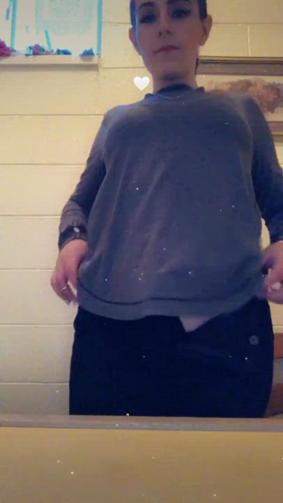 Love playing with my ass - free porn video