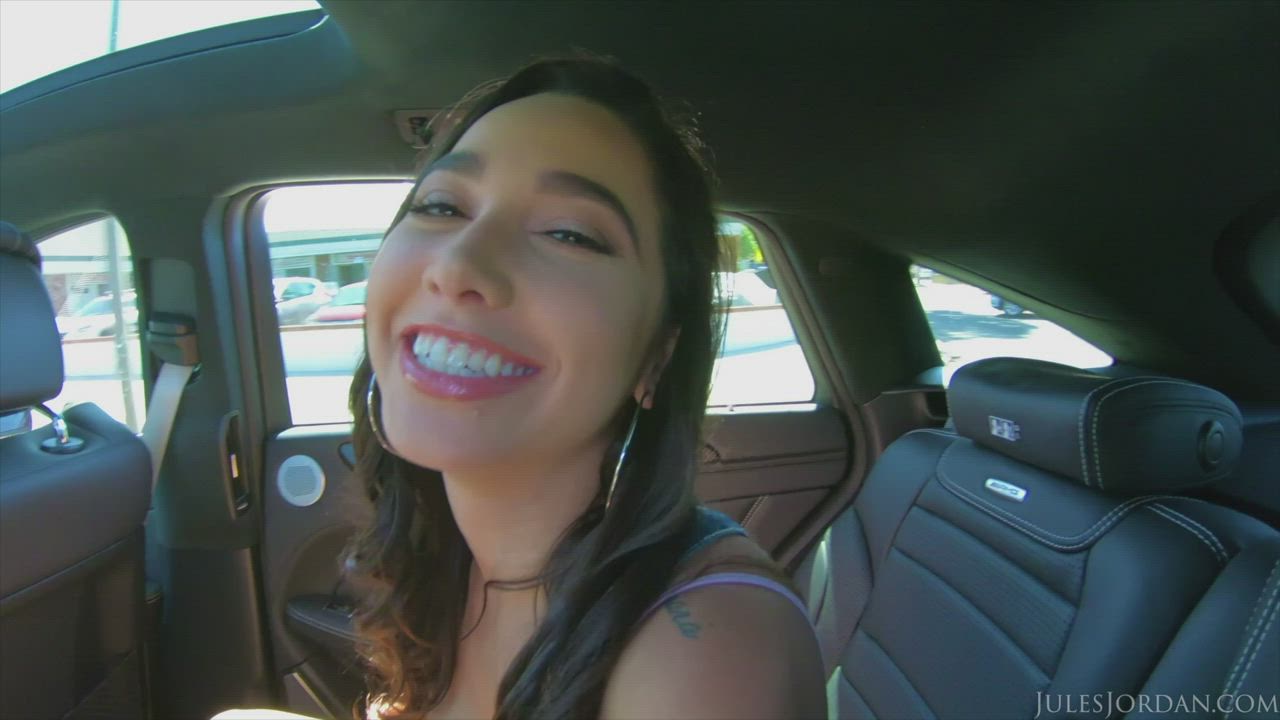 Karlee Grey: Huge Natural Backseat Fun - free porn video