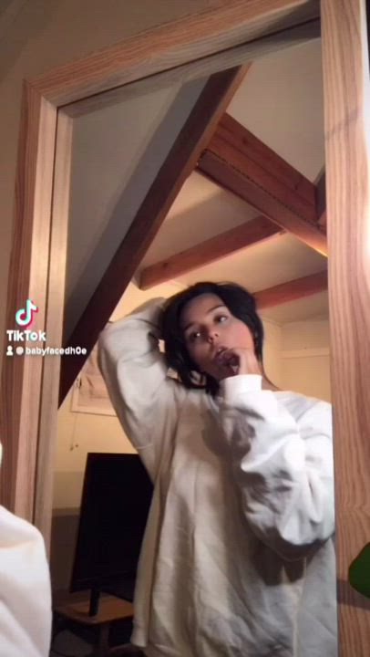 just getting ready for bed... - free porn video