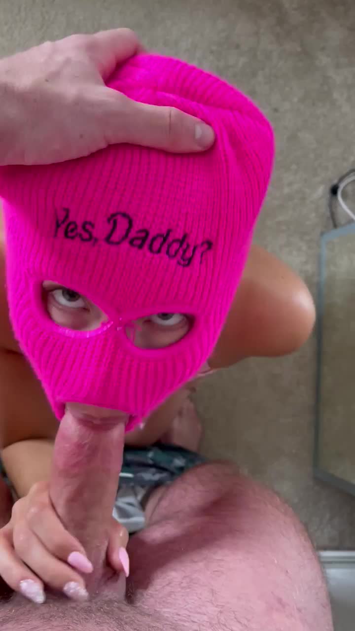 I love swallowing daddy’s cock😘 - free porn video