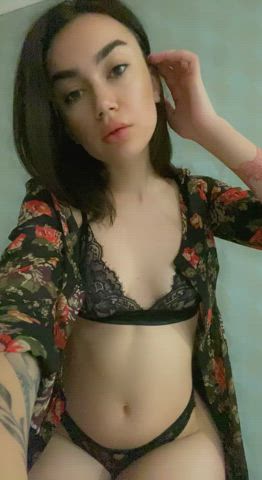 This bed is comfy and all, but id prefer sitting on your lap. - free porn video