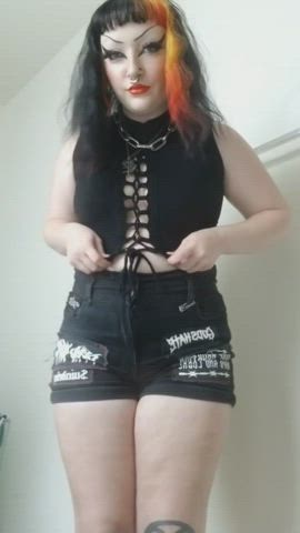 pale & pierced :P - free porn video