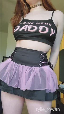 When I wear a choker it means I want my ginger pussy pounded - free porn video