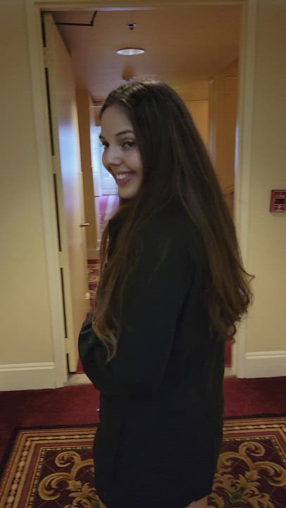 Getting wild in front of the Coke machine 😉 - free porn video