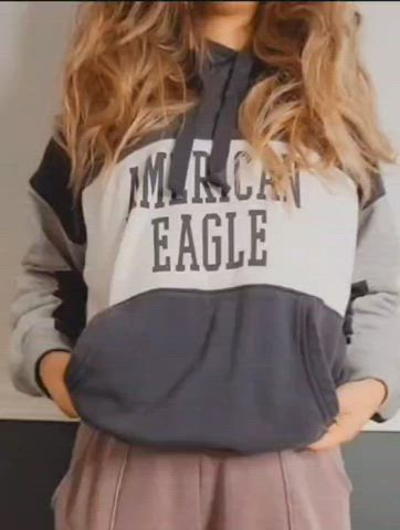 Natural mom boobs make the morning better - free porn video