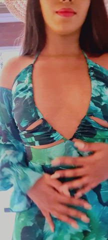No panties or bra easy access baby - free porn video