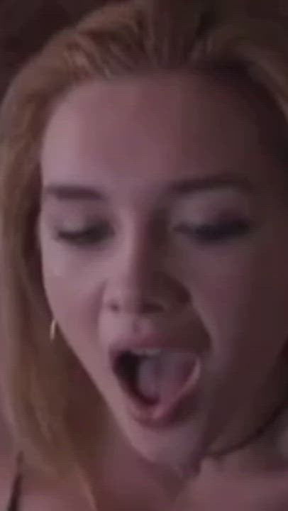 Florence Pugh Feeling it - free porn video