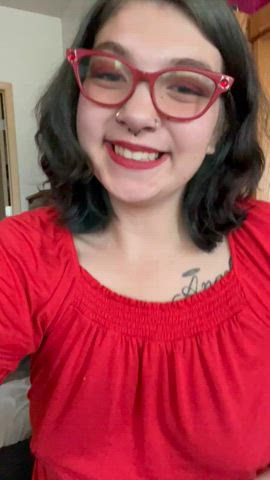 Looking good in red on a Monday - free porn video