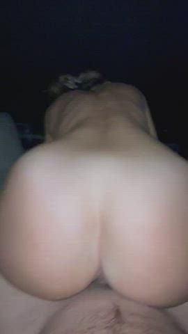Literally nothing is better than riding after a creampie - free porn video