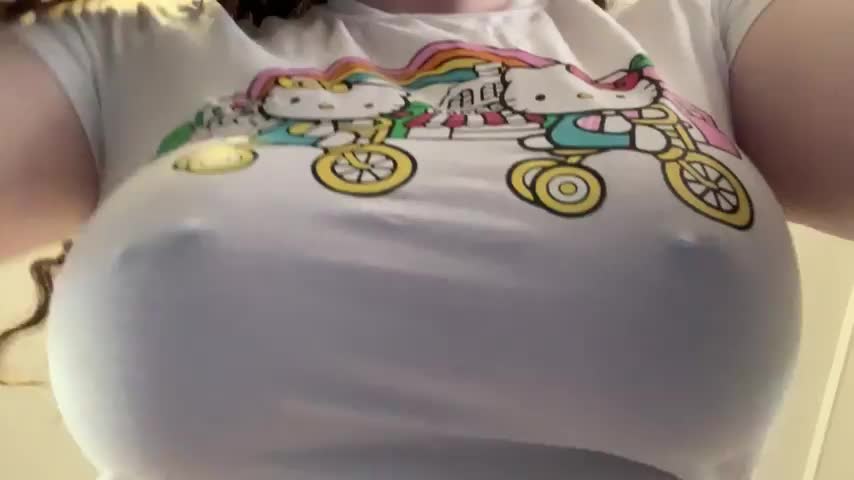 My big fat tiddies right above your face <3 - free porn video