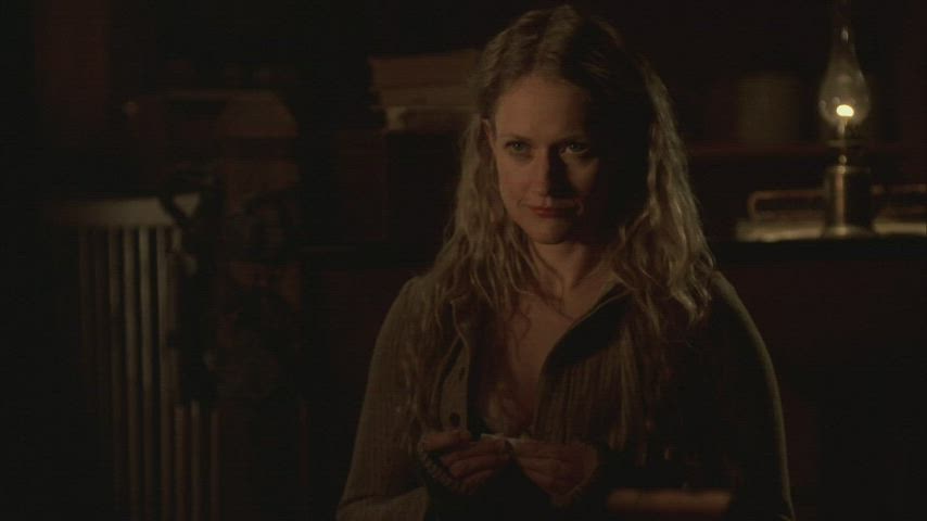 Assassination attempt by Paula Malcomson in Deadwood - free porn video