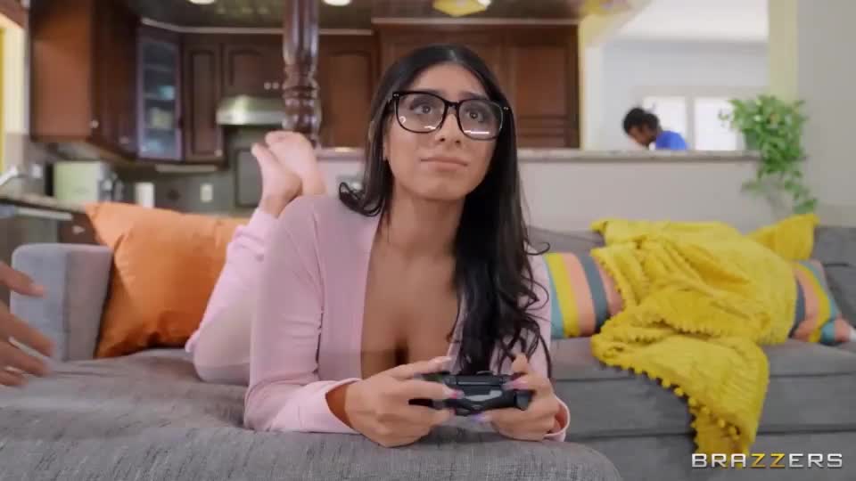Violet Myers - Free Use & Pussy Juice - free porn video