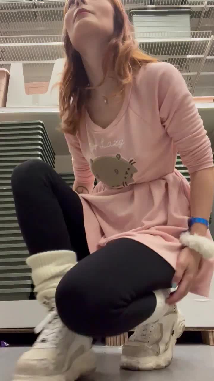Flashing my ass and kitty in Ikea whilst buying a new desk - free porn video
