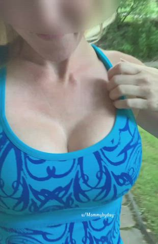Summer and titty flashing go hand in hand. [GIF] - free porn video