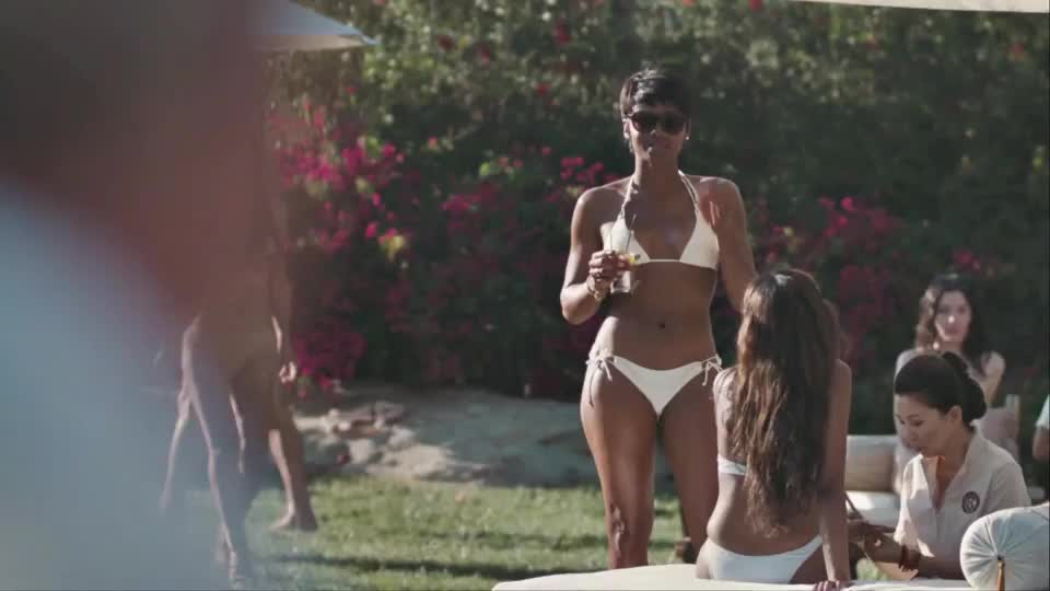 Emayatzy Corinealdi in Hand of God [S1E5-2015] - free porn video