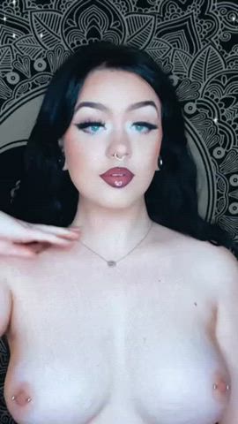 Slim thick is where it’s at - free porn video