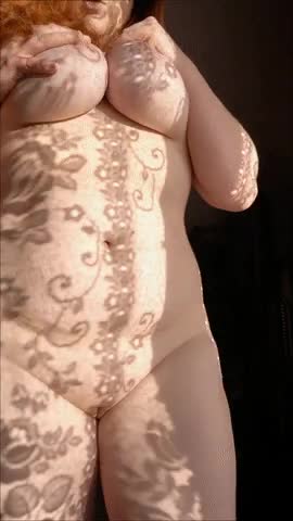 Caress my curves - free porn video