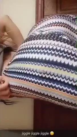 Anyone recognise this video? Who is she? - free porn video