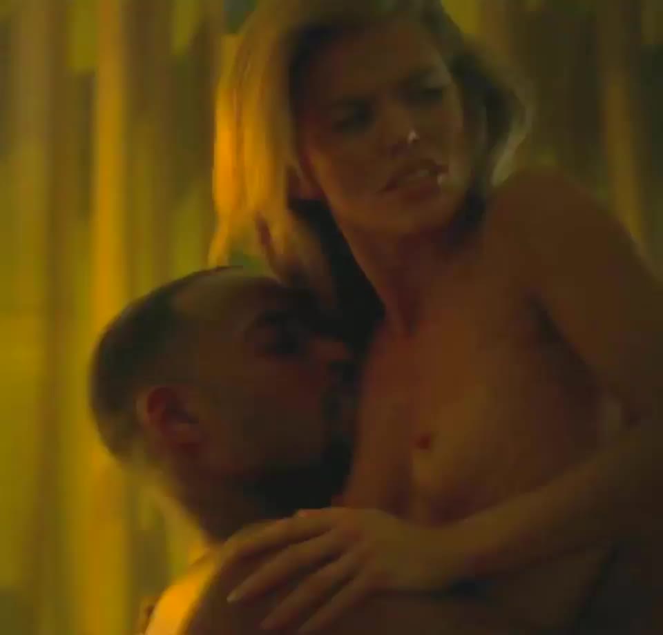 AnnaLynne McCord - free porn video