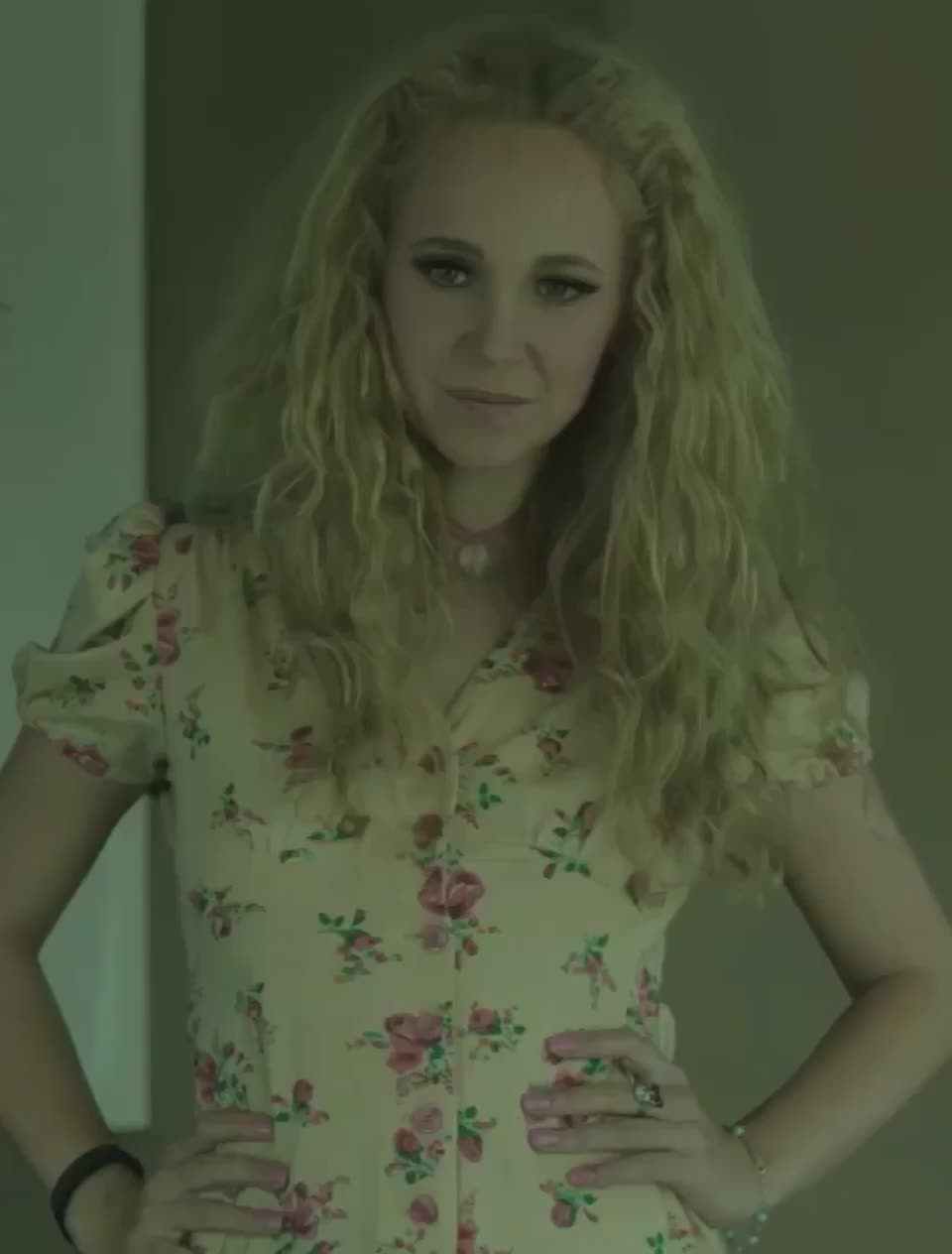 Juno Temple hot cowgirl scene in Afternoon Delight (2013) - extended cut/UNAVAILABLE in Blu-Ray, slowed at 60fps - free porn video