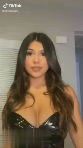 Shawty With da Booty 🍑🍑 - free porn video