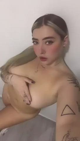 Can a goth babe like me swallow ur dick? - free porn video