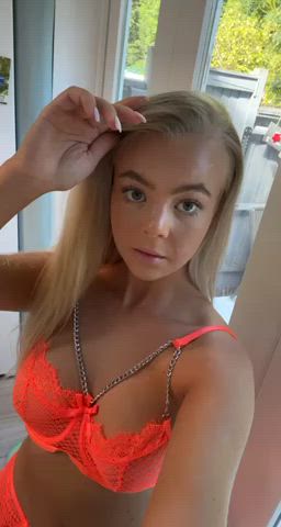 I hope my parents didn’t hear what I was doing in the kitchen earlier 🙊 - free porn video