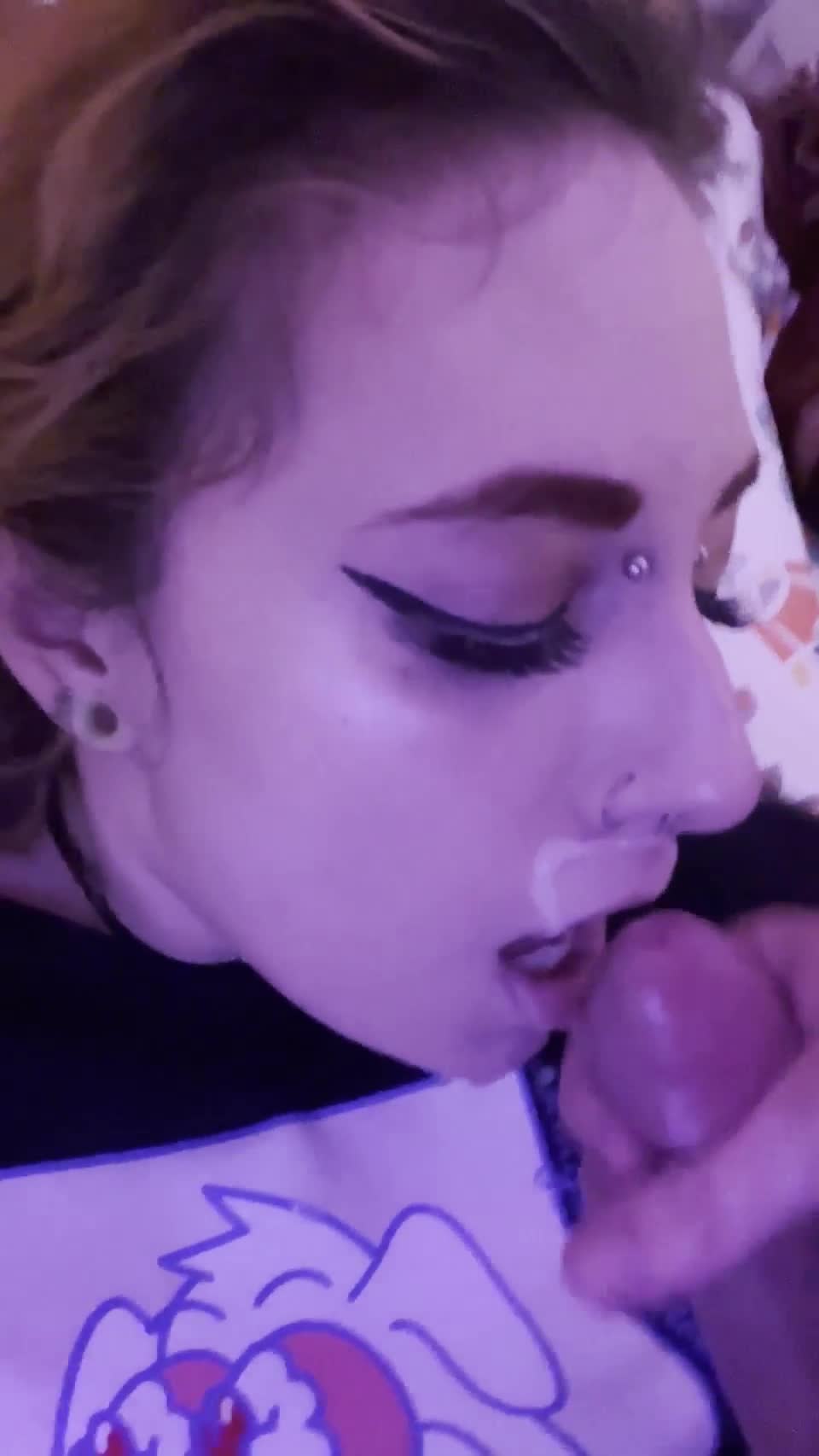 He saved up his load so I could have a feast - free porn video